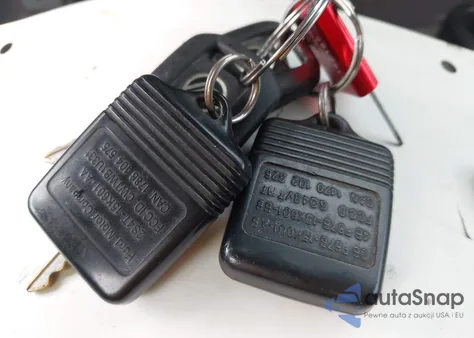 2004 Mercury Sable Gs from USA, damaged, VIN 1MEFM58UX4A608268